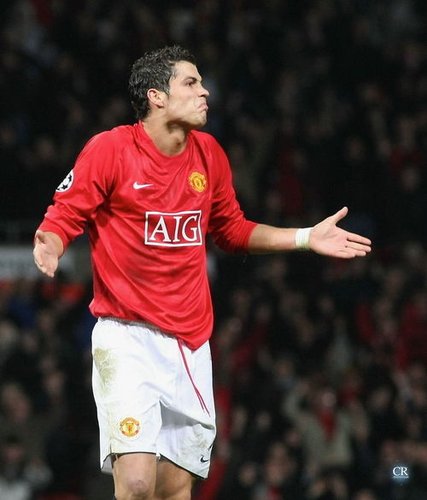 下赛季更进一步？Slam官方晒爱德华兹赛场照