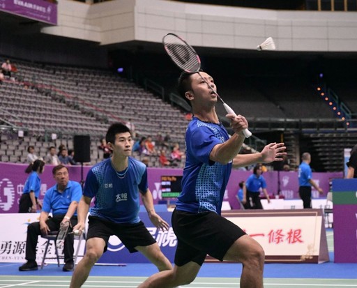 与机遇相结 与机遇相结