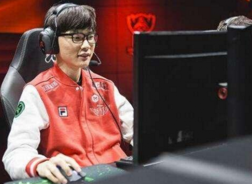 2025年FIFA世俱杯官方用球公布央视体育.