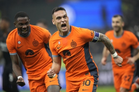 险些被扳平！卡赫胡德球员禁区爆射破门，但越位在先进球无效.