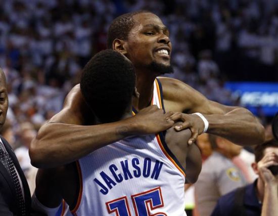 体育NBA：魔术126-107猛龙 取得4连胜